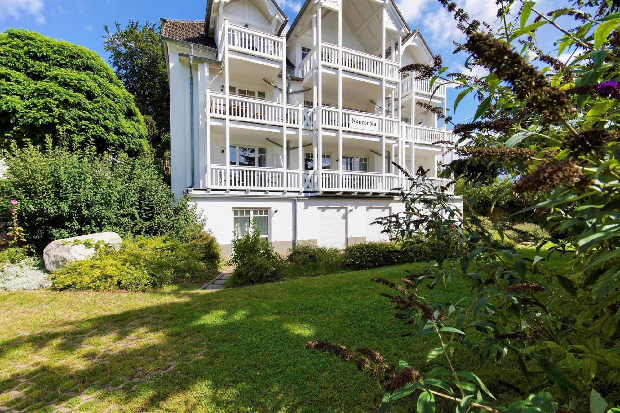 Ferienwohnung Wellenspiel Зеллин Экстерьер фото